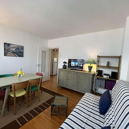 Apartamento **appartement 3* Centre Royan, 200m Plage, Calme, Parking, Wifi** - Fr-1-494-103 *